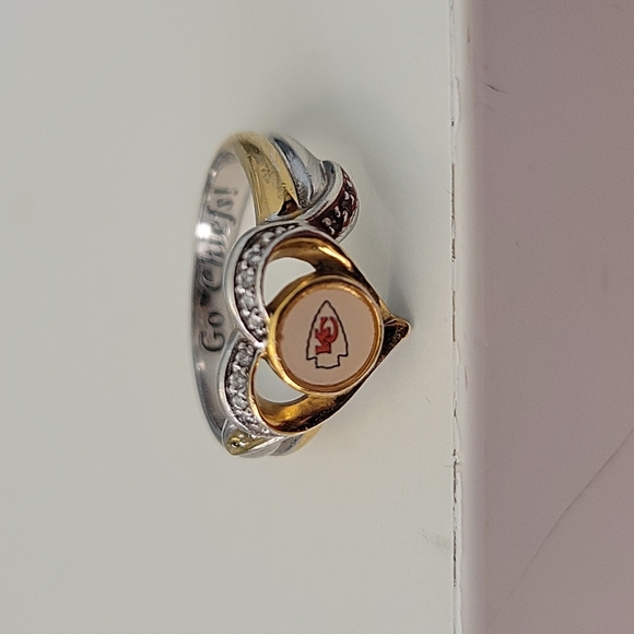 Ring - Picture 2 of 2